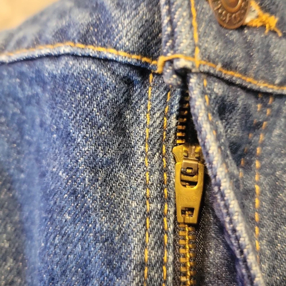 Vintage 90s Levis 505 Jeans Mens 42x324 Fit 40x34 Blue Orange Tab USA Dark Wash